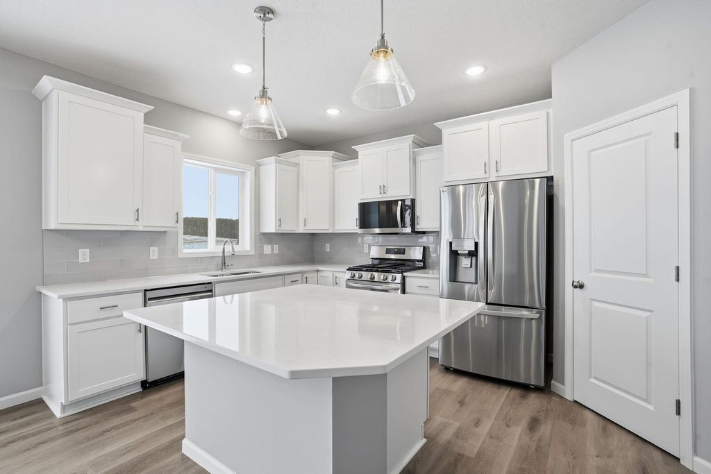 921 Buffalo Street NW, Delano, MN 55328 — exterior