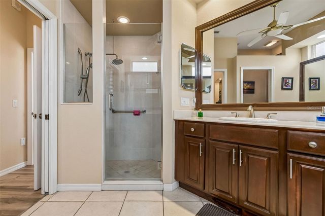 566 PLANTERS MANOR WAY, Bradenton, FL 34212