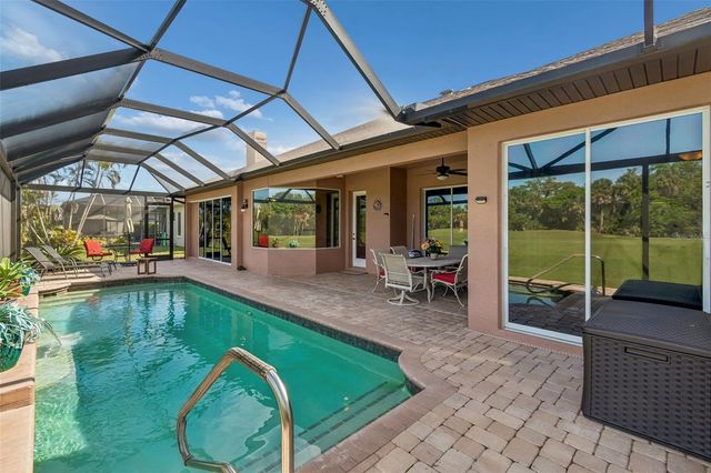 566 PLANTERS MANOR WAY, Bradenton, FL 34212