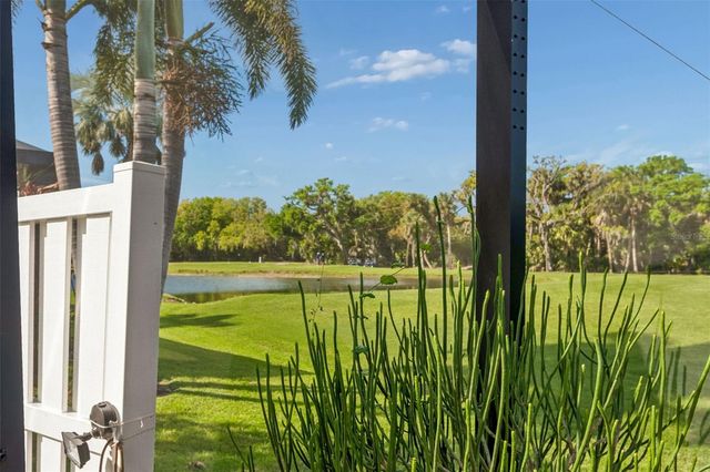 566 PLANTERS MANOR WAY, Bradenton, FL 34212