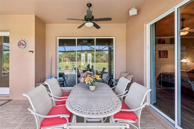 566 PLANTERS MANOR WAY, Bradenton, FL 34212