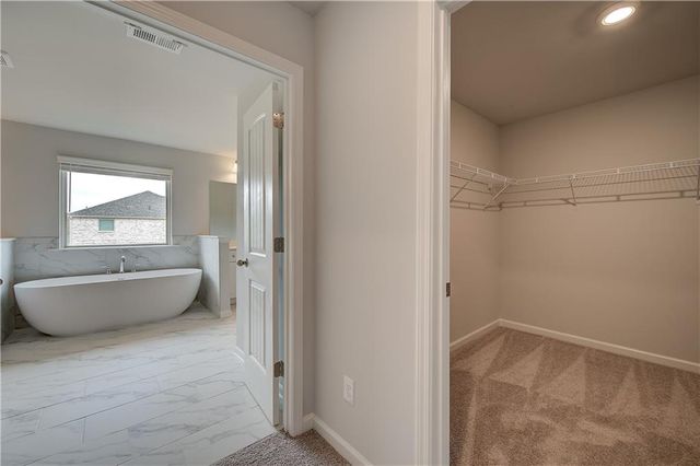 709 Dunlake Way, Locust Grove, GA 30248