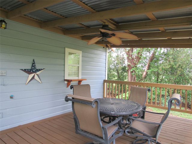 1013 Prairie Lea Street, Brenham, TX 77833