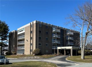 200 Hoffman Avenue 206, Cranston, RI 02920