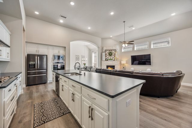 3909 Greenbrier Drive, Melissa, TX 75454