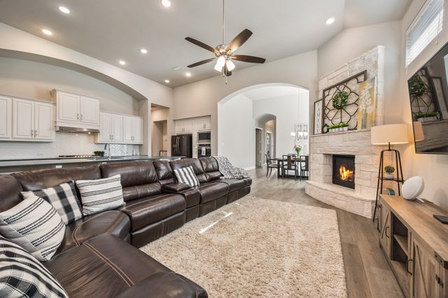 3909 Greenbrier Drive, Melissa, TX 75454