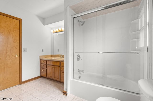 1313 Dukes Pkwy E, Manville Boro, NJ 08835