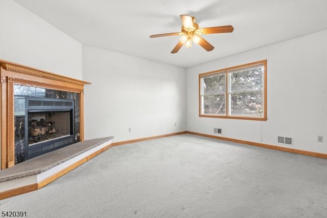 1313 Dukes Pkwy E, Manville Boro, NJ 08835