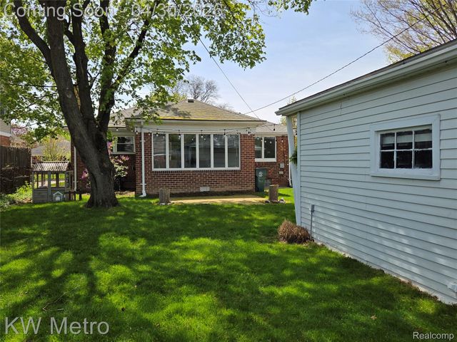122 Jeffrey Avenue, Royal Oak, MI 48073