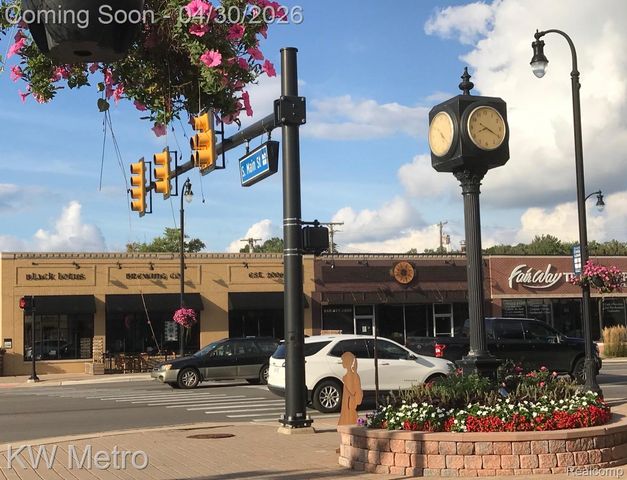 122 Jeffrey Avenue, Royal Oak, MI 48073