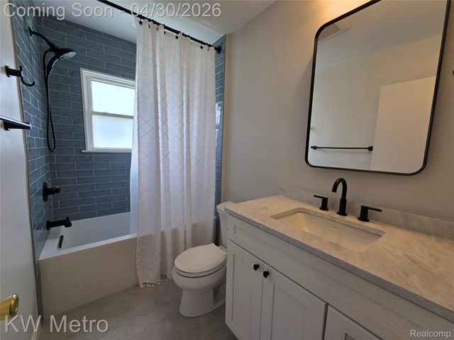 122 Jeffrey Avenue, Royal Oak, MI 48073