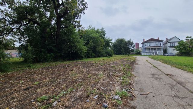 610 W 62nd Street, Chicago, IL 60621