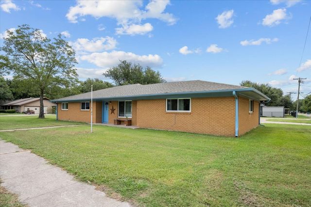 203 E Main Street, Rosebud, TX 76570