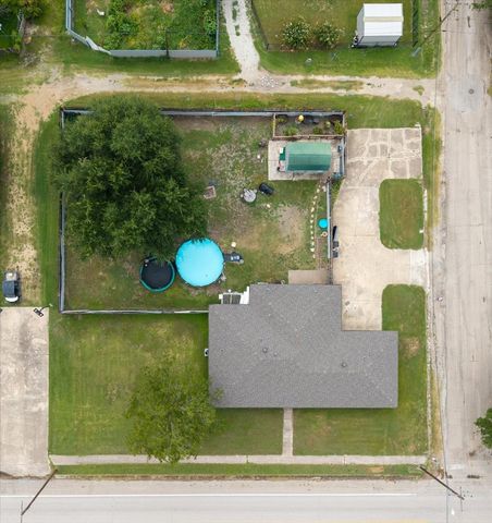 203 E Main Street, Rosebud, TX 76570