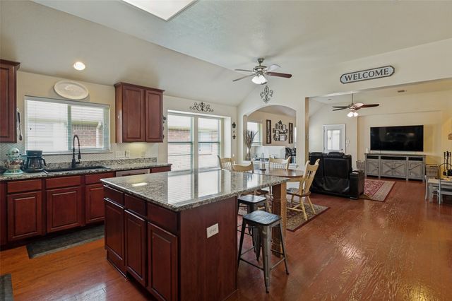 2847 Tranquilo, Grand Prairie, TX 75054