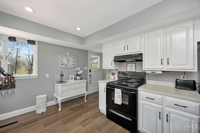 39 Hermay Drive, Hamilton, OH 45013