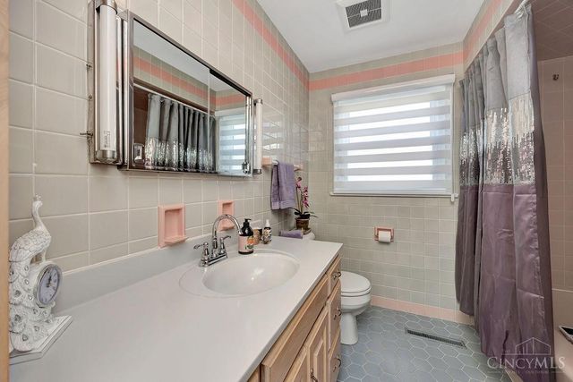 39 Hermay Drive, Hamilton, OH 45013