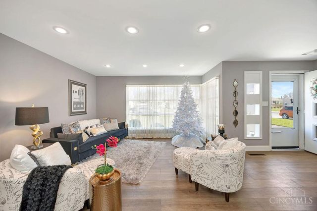 39 Hermay Drive, Hamilton, OH 45013