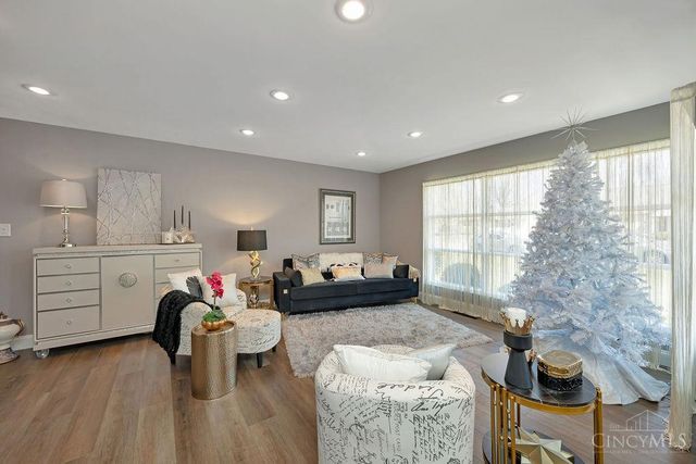 39 Hermay Drive, Hamilton, OH 45013