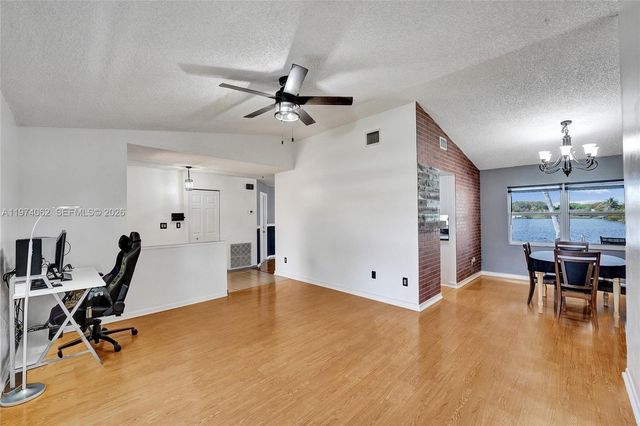 5355 SW 116th Ave, Cooper City, FL 33330