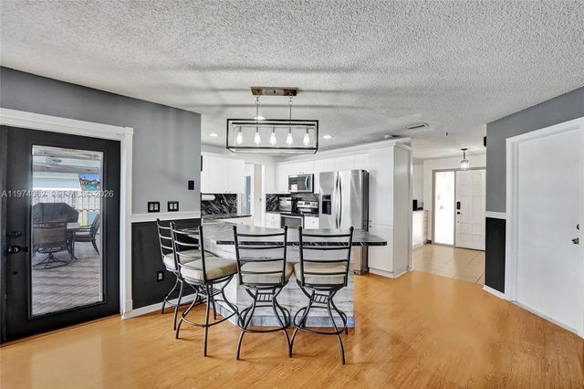 5355 SW 116th Ave, Cooper City, FL 33330