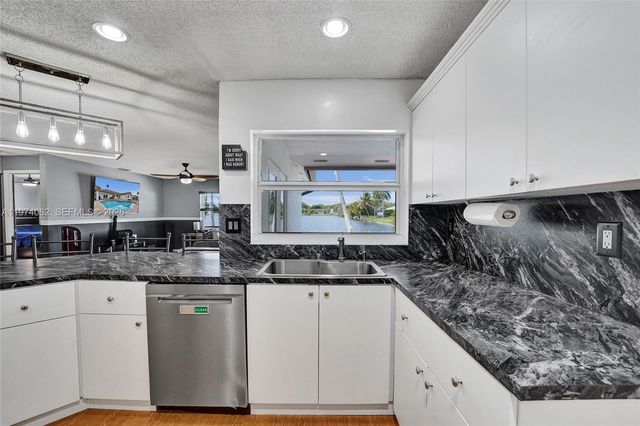 5355 SW 116th Ave, Cooper City, FL 33330