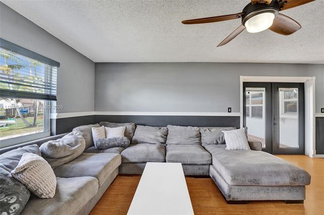 5355 SW 116th Ave, Cooper City, FL 33330