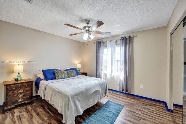 5355 SW 116th Ave, Cooper City, FL 33330