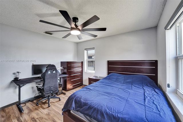 5355 SW 116th Ave, Cooper City, FL 33330