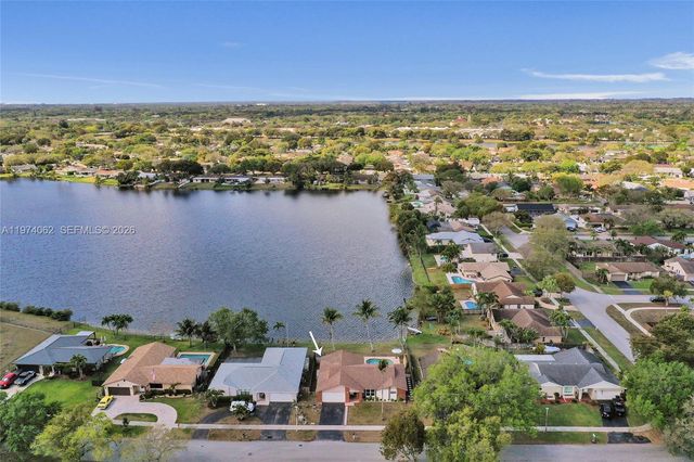 5355 SW 116th Ave, Cooper City, FL 33330