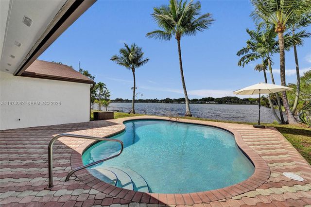 5355 SW 116th Ave, Cooper City, FL 33330