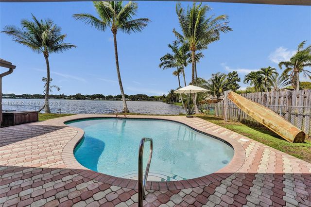 5355 SW 116th Ave, Cooper City, FL 33330
