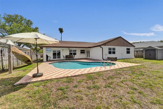 5355 SW 116th Ave, Cooper City, FL 33330