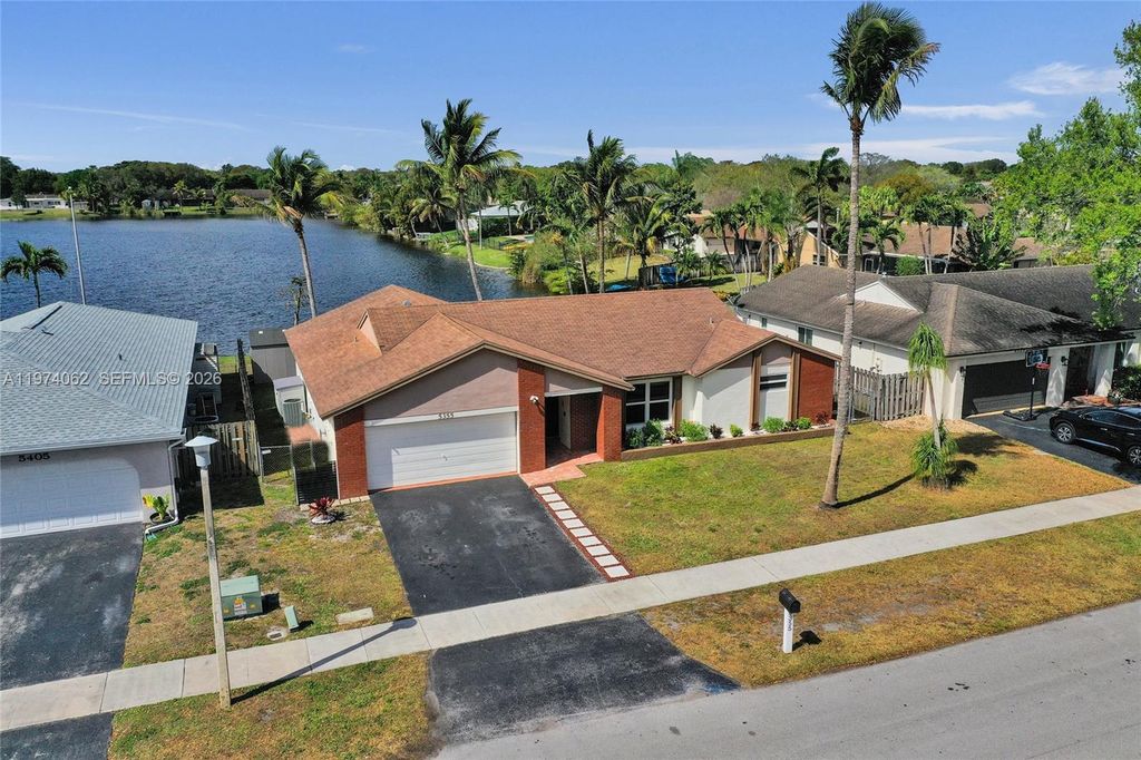 5355 SW 116th Ave, Cooper City, FL 33330