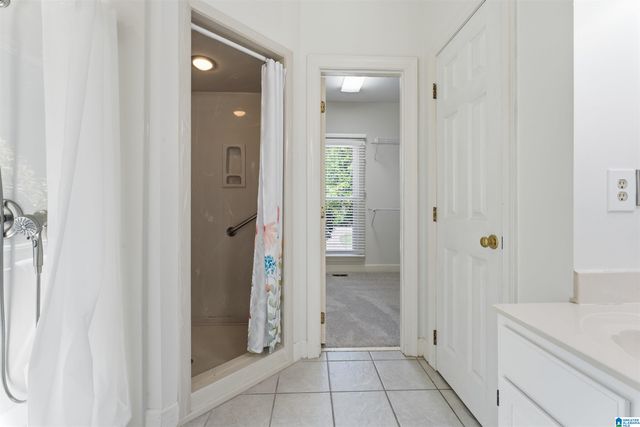 3557 CHIPPENHAM DRIVE, Birmingham, AL 35242