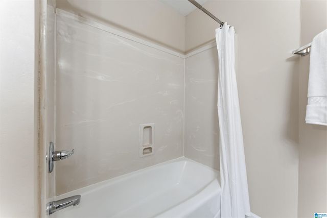 3557 CHIPPENHAM DRIVE, Birmingham, AL 35242
