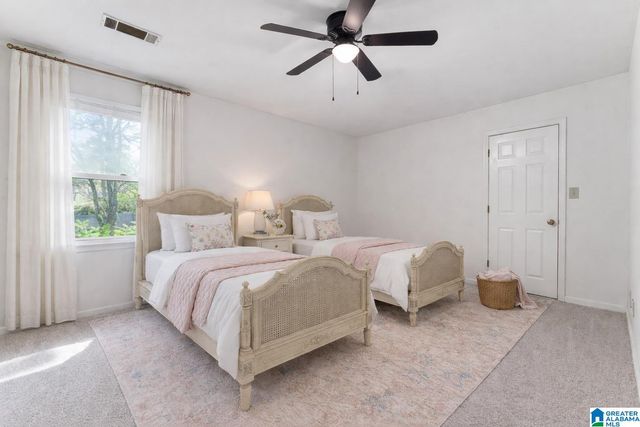 3557 CHIPPENHAM DRIVE, Birmingham, AL 35242