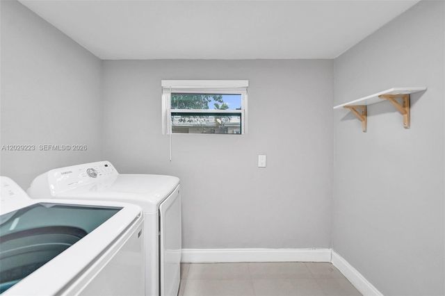 1423 Garfield St, Hollywood, FL 33020