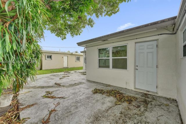1423 Garfield St, Hollywood, FL 33020
