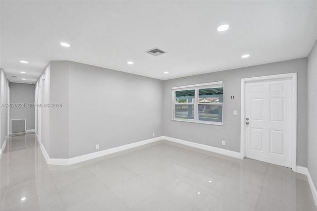 1423 Garfield St, Hollywood, FL 33020