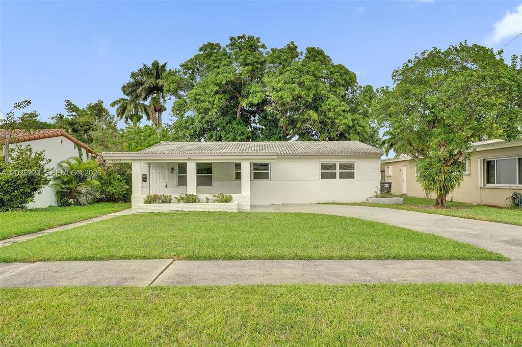 1423 Garfield St, Hollywood, FL 33020