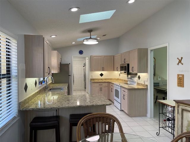 7363 SILVER FERN BOULEVARD 80, Sarasota, FL 34241