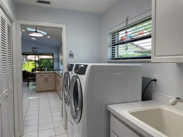 7363 SILVER FERN BOULEVARD 80, Sarasota, FL 34241