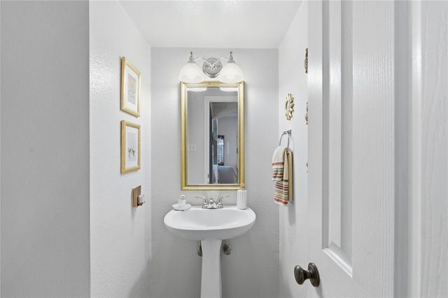 9109 Wampton WAY, Austin, TX 78749