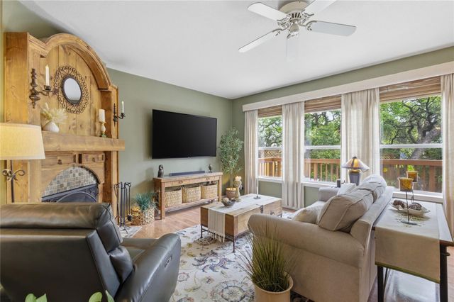 9109 Wampton WAY, Austin, TX 78749