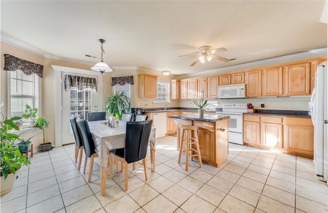 401 NE Shasta Court, Bentonville, AR 72712