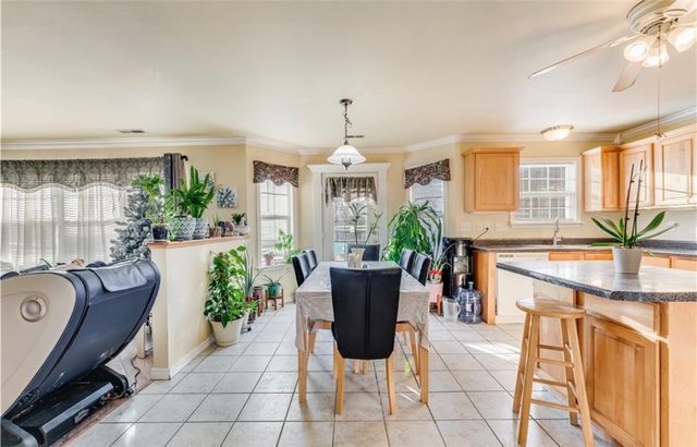 401 NE Shasta Court, Bentonville, AR 72712