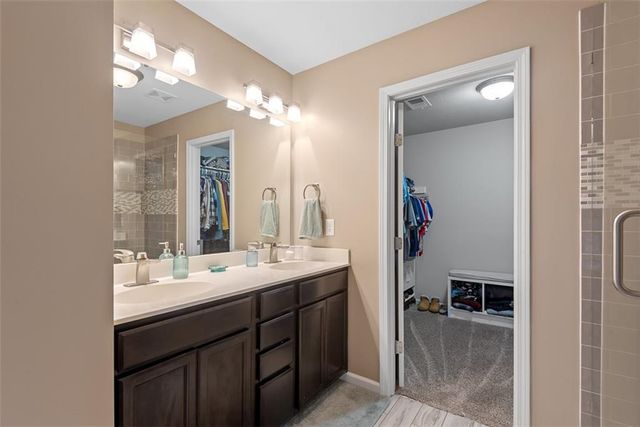 496 E Willow Street, Gardner, KS 66030