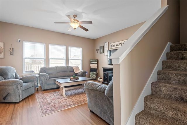 496 E Willow Street, Gardner, KS 66030