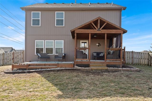 496 E Willow Street, Gardner, KS 66030